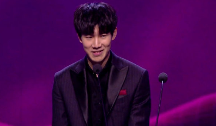 甲和欧冠中 甲和欧冠中